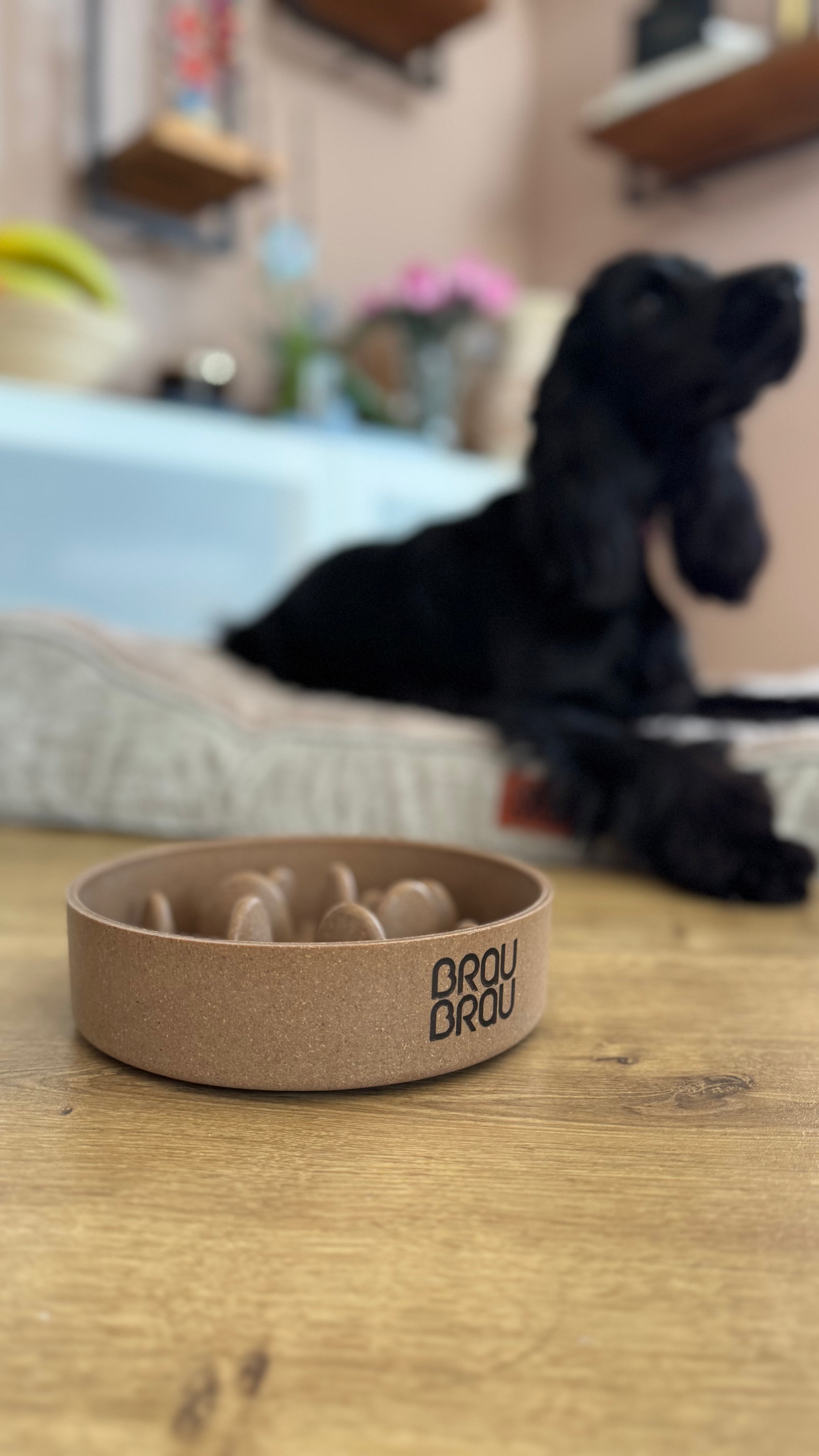 Anti-Schling-Napf Bamboo Slow Dining Beige von BRAUBRAU – für Hunde & Katzen