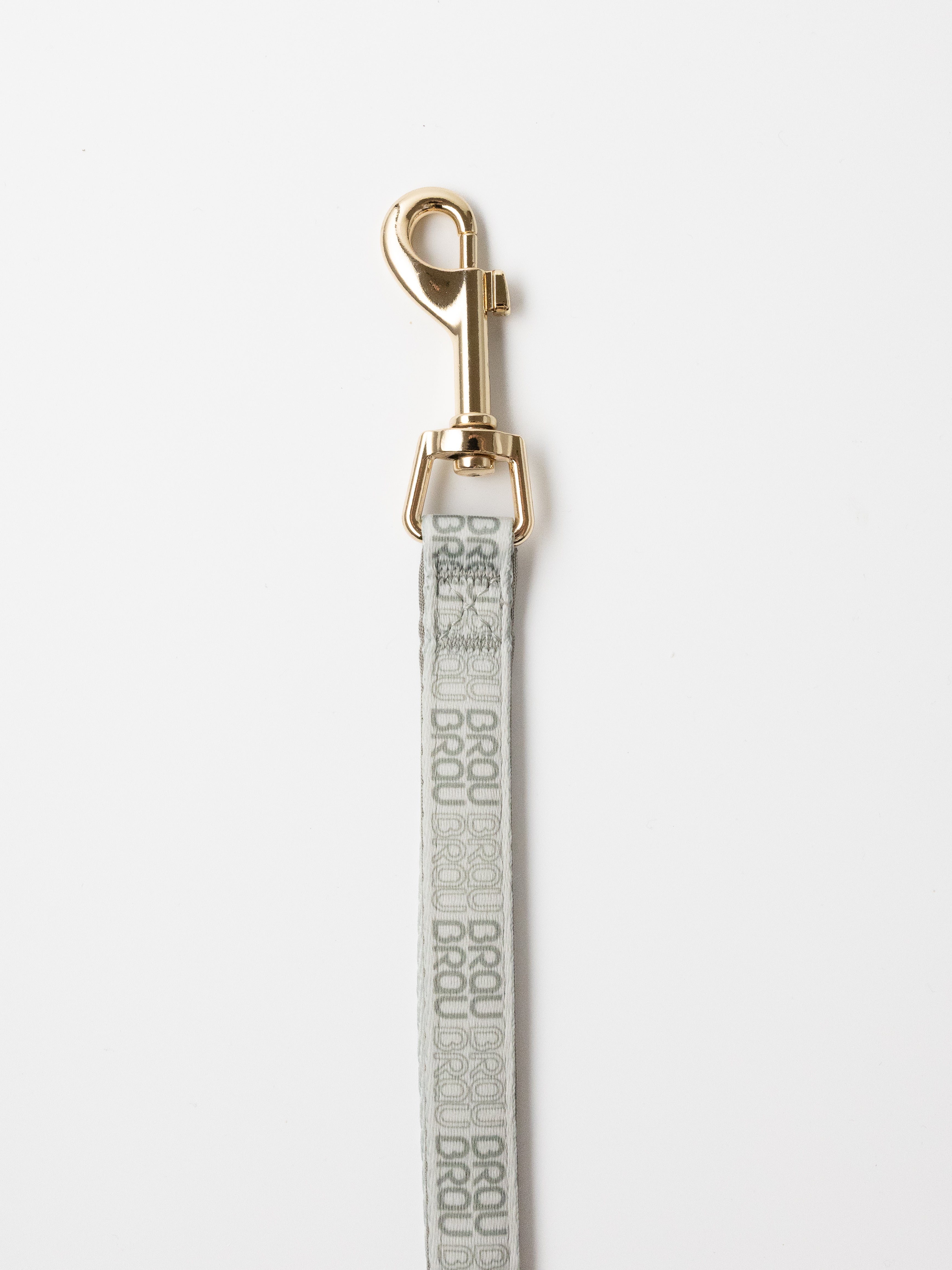 Signature Walk Set Grau (3-teilig) - Verstellbare Leine, Halsband und Geschirr für Hunde