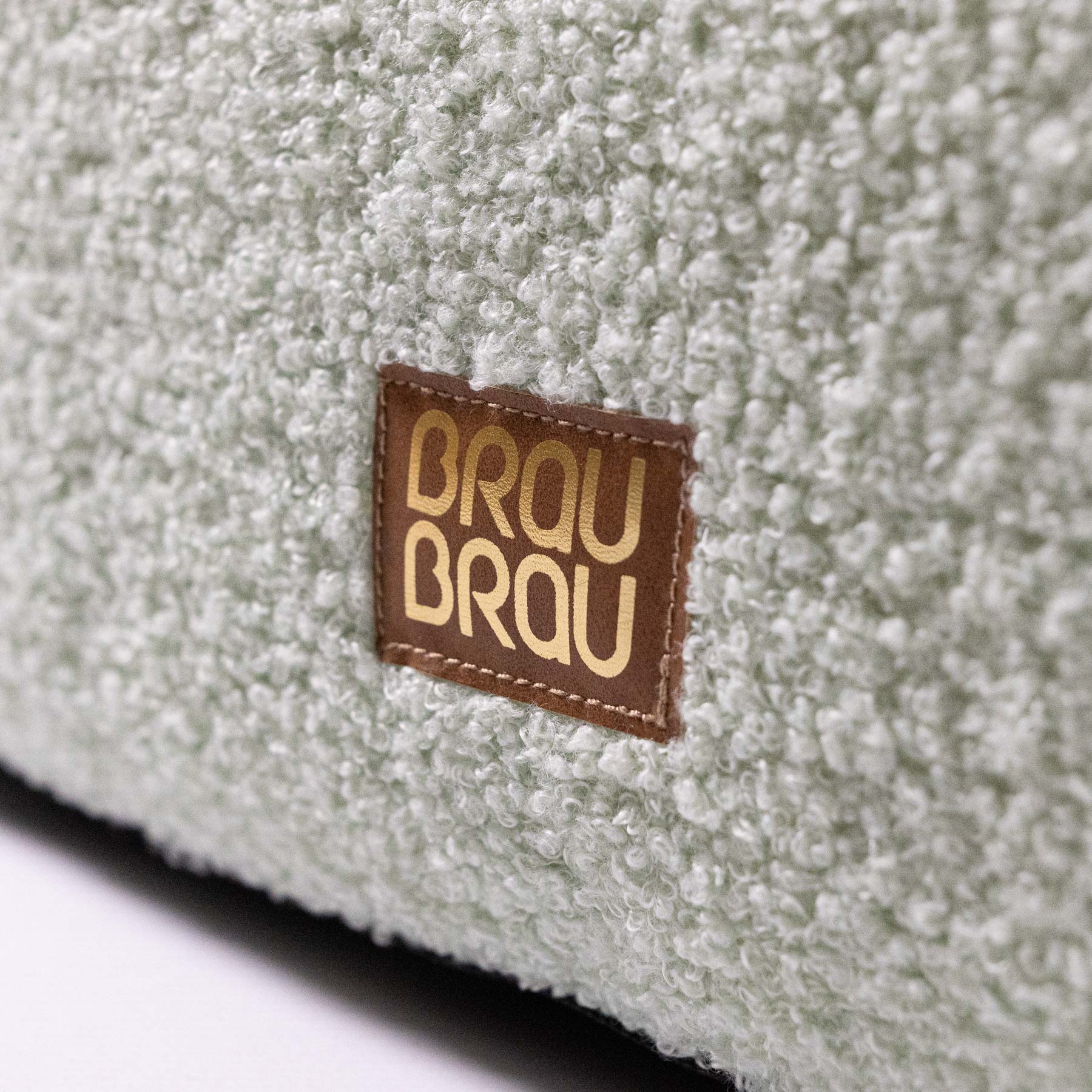 Grünes Sofa - Pastellmint BRAUBRAU für Haustiere (Hunde und Katzen)